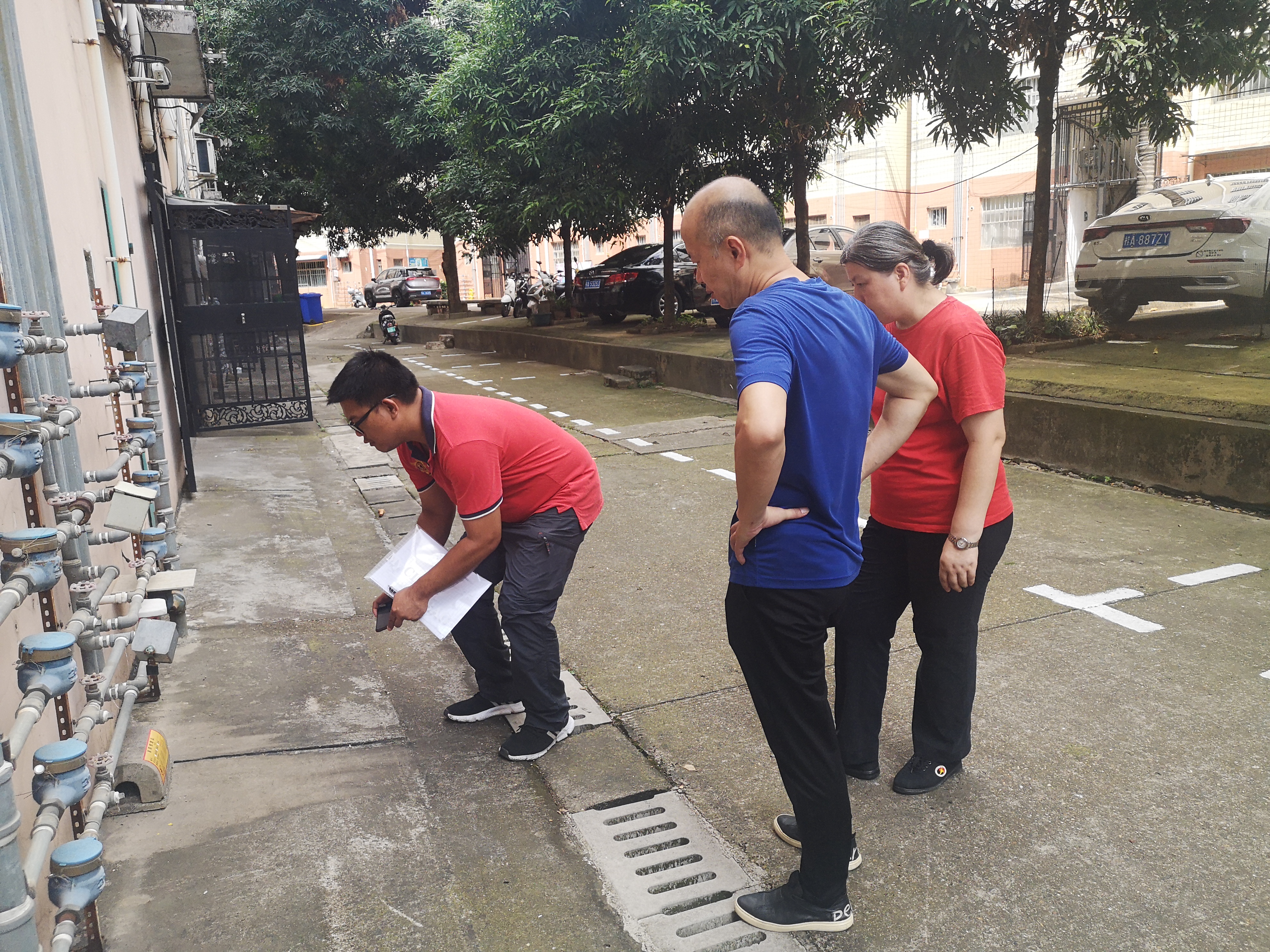 /QJ_260327731884.jpg 督查組開展實(shí)地督查(拍攝:何貞艷).jpg