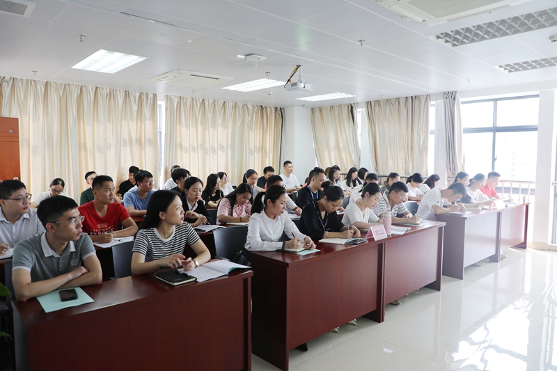 /QJ_581533447925.jpg 新員工入職培訓(xùn)現(xiàn)場(chǎng).jpg